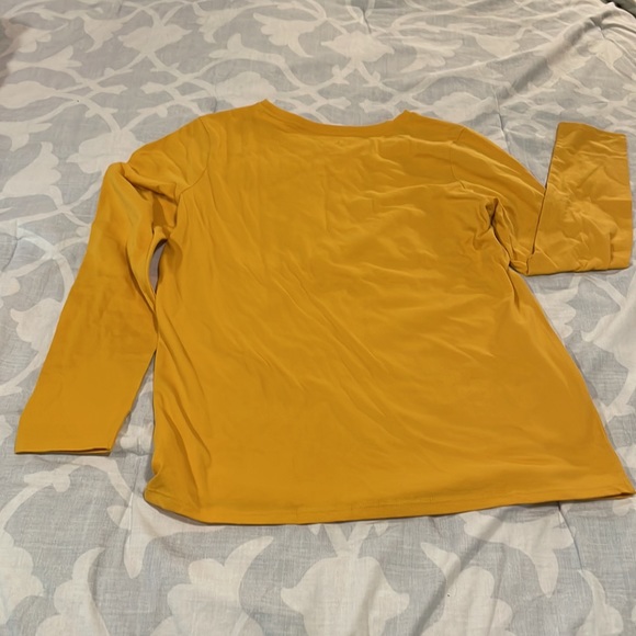 Cat & Jack like new fall theme long sleeve T - Picture 3 of 3